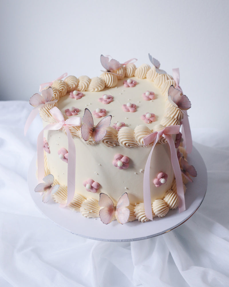 Sweet Butterfly Vintage Cake