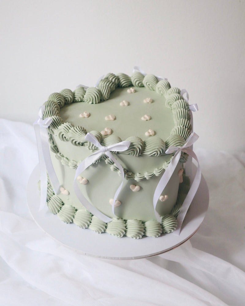 Sweetheart Vintage Cake